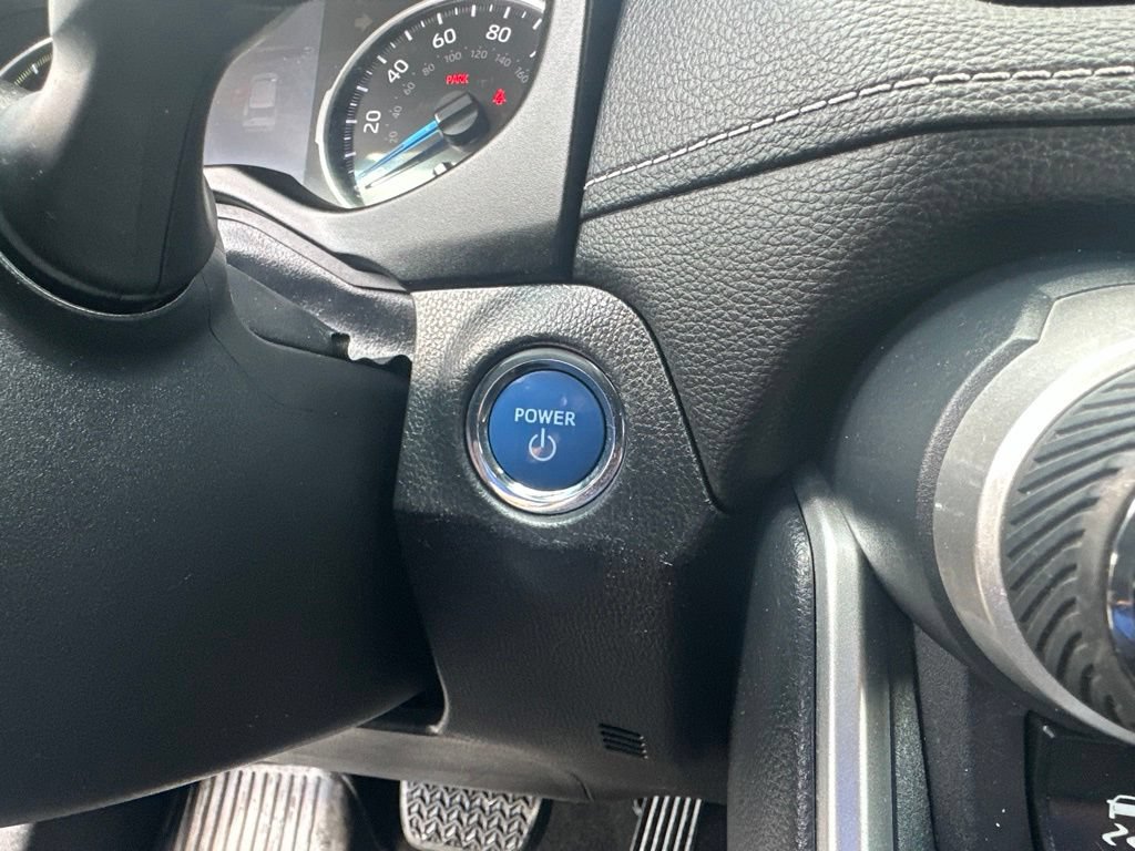 Used 2019 Toyota RAV4 XLE w/ Convenience Package AWD/4WD image 10