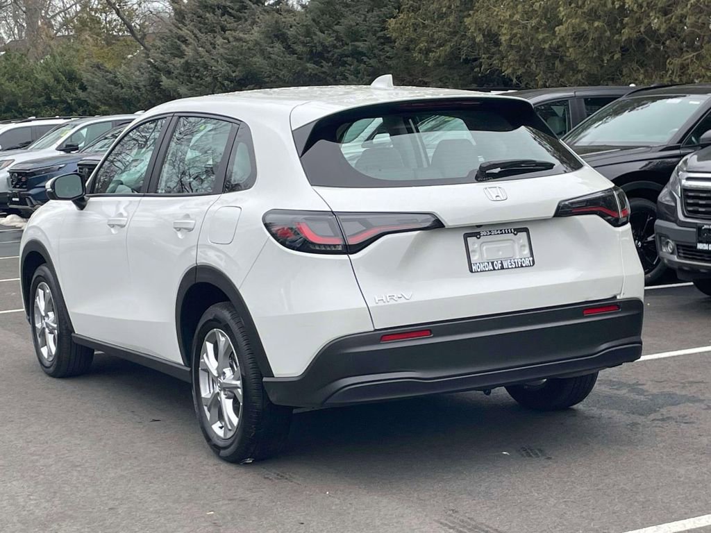 Certified 2025 Honda HR-V LX image 6