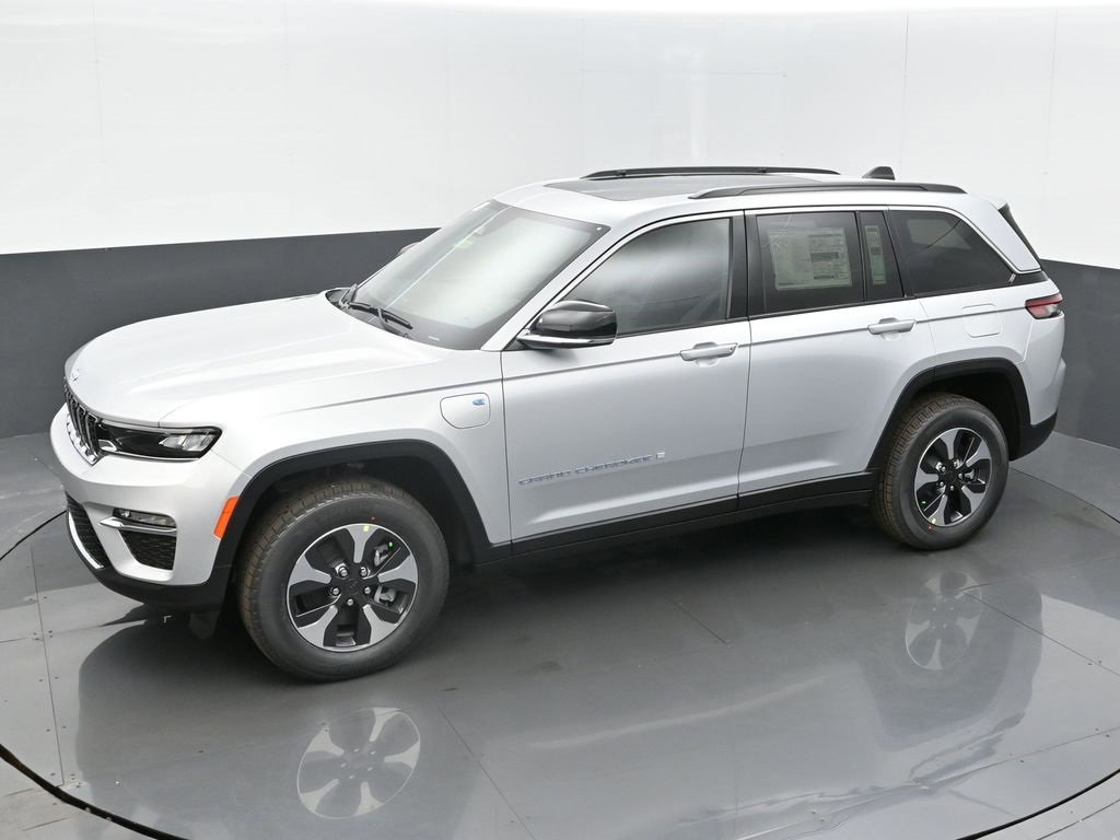 New 2024 Jeep Grand Cherokee Limited 4xe image 44