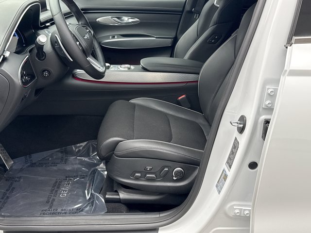 Used 2024 Genesis GV70 2.5T w/ Sport Prestige Package AWD/4WD image 11