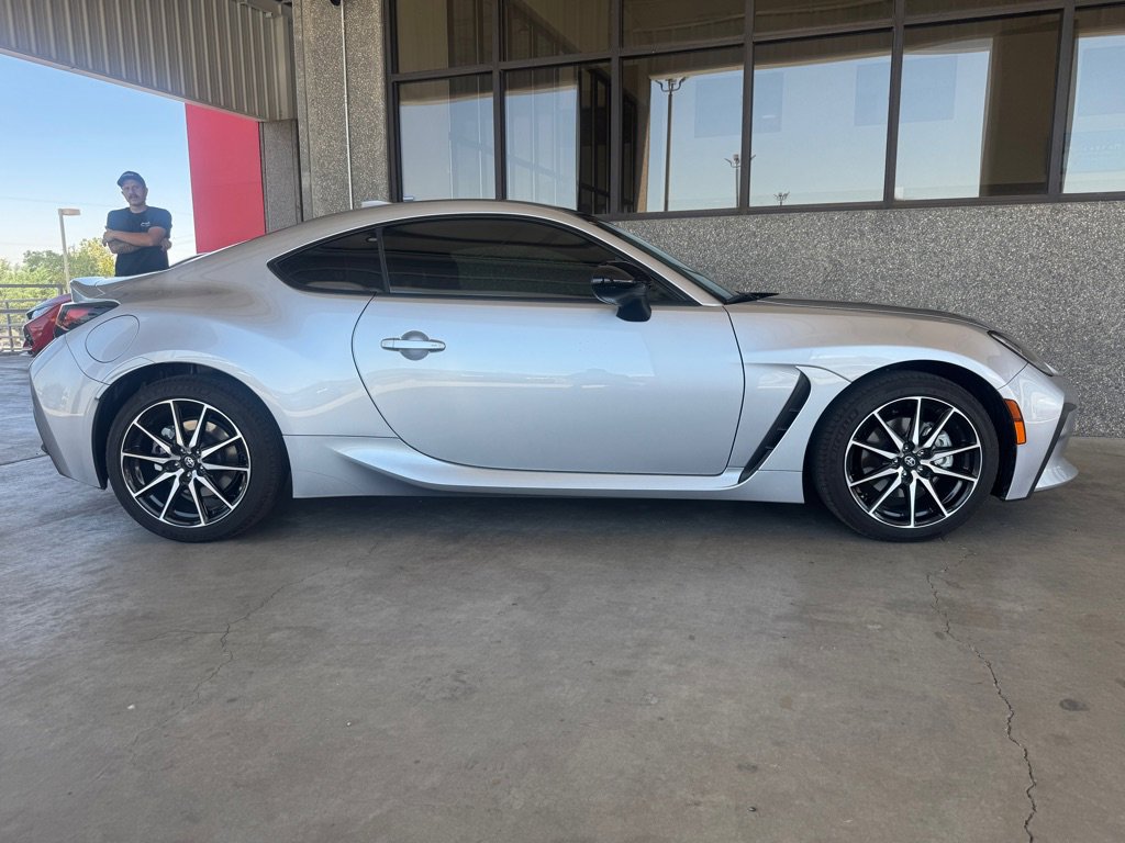 Used 2024 Toyota GR86 image 37