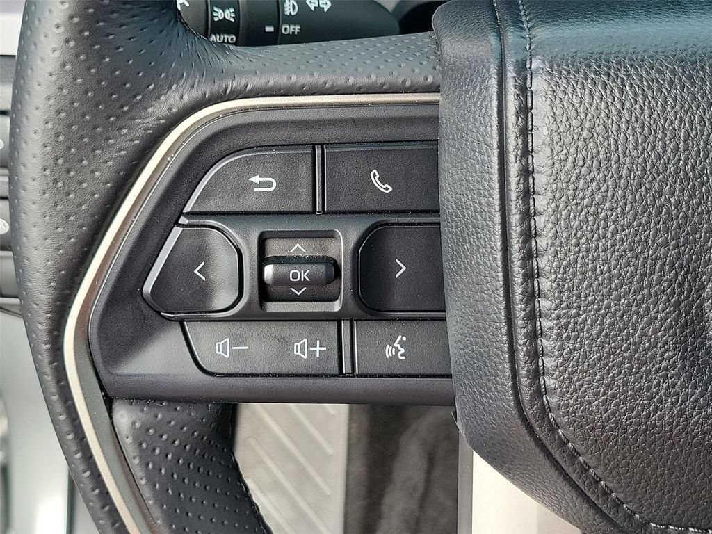 Used 2025 Toyota 4Runner TRD Sport AWD/4WD image 36