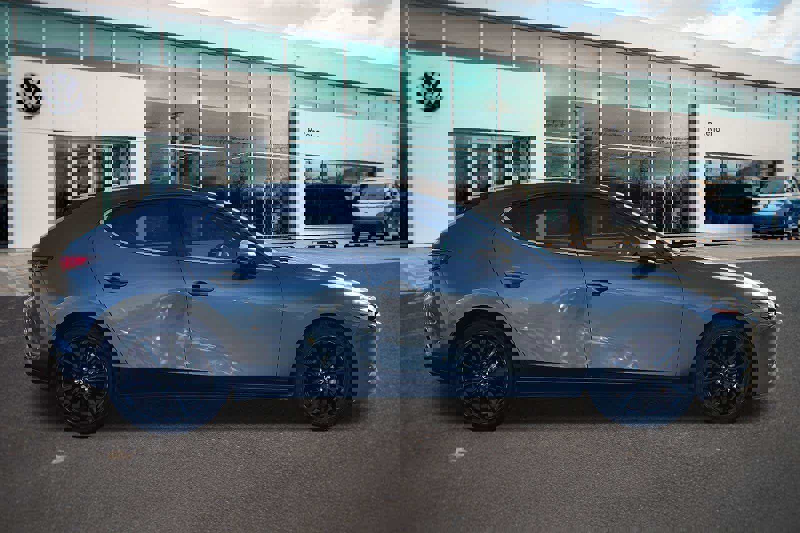 Used 2023 MAZDA MAZDA3 s image 4