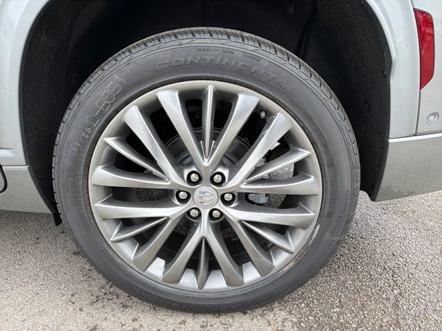 New 2026 Buick Enclave Avenir w/ Super Cruise Package FWD image 25