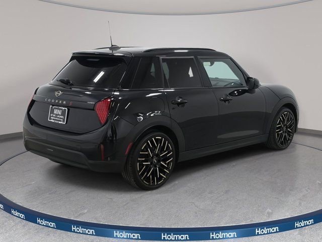 Used 2025 MINI Cooper S image 5