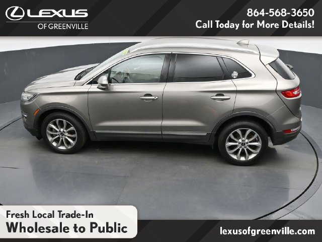 Used 2017 Lincoln MKC Select w/ Select Plus Package FWD image 30