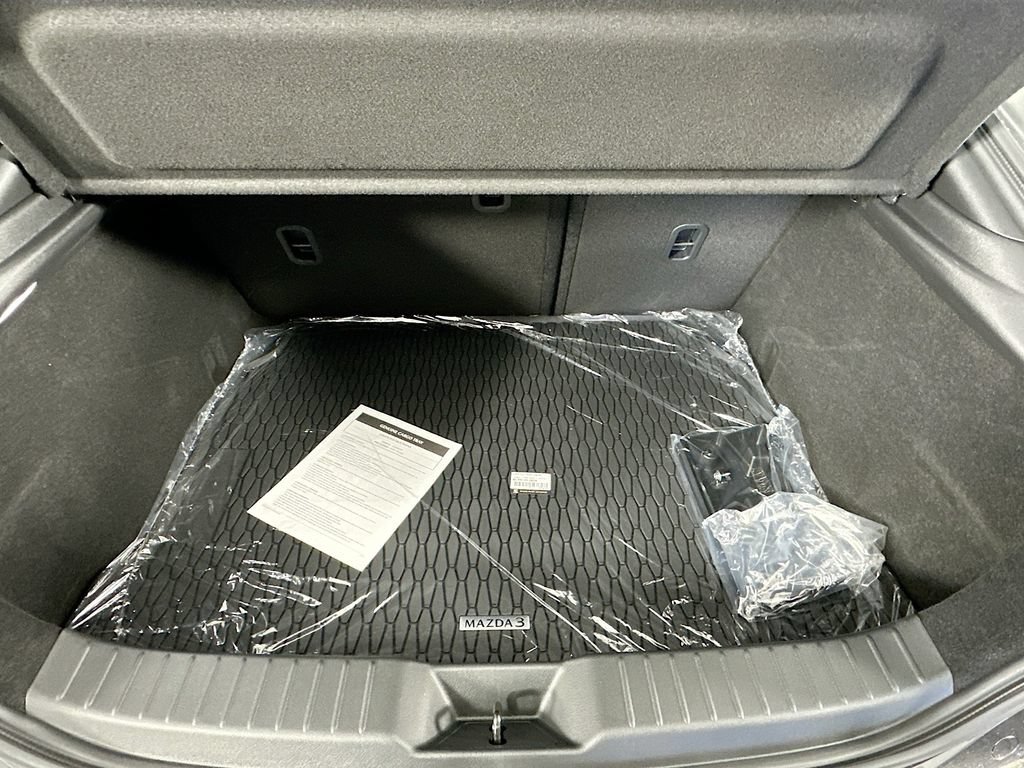 New 2026 MAZDA MAZDA3 Hatchback w/Premium Plus Pkg AWD/4WD image 33