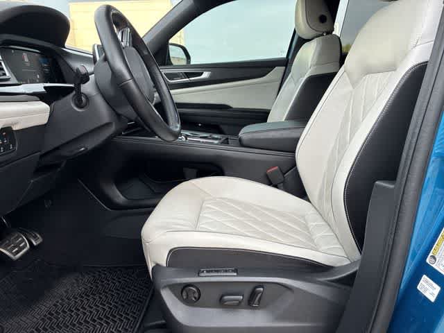 Used 2024 Volkswagen Atlas Cross Sport SEL Premium R-Line AWD/4WD image 18