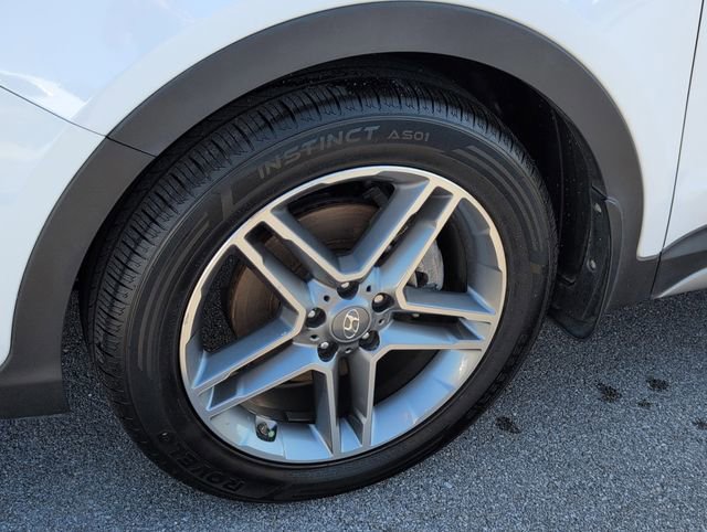 Used 2018 Hyundai Santa Fe Limited image 12