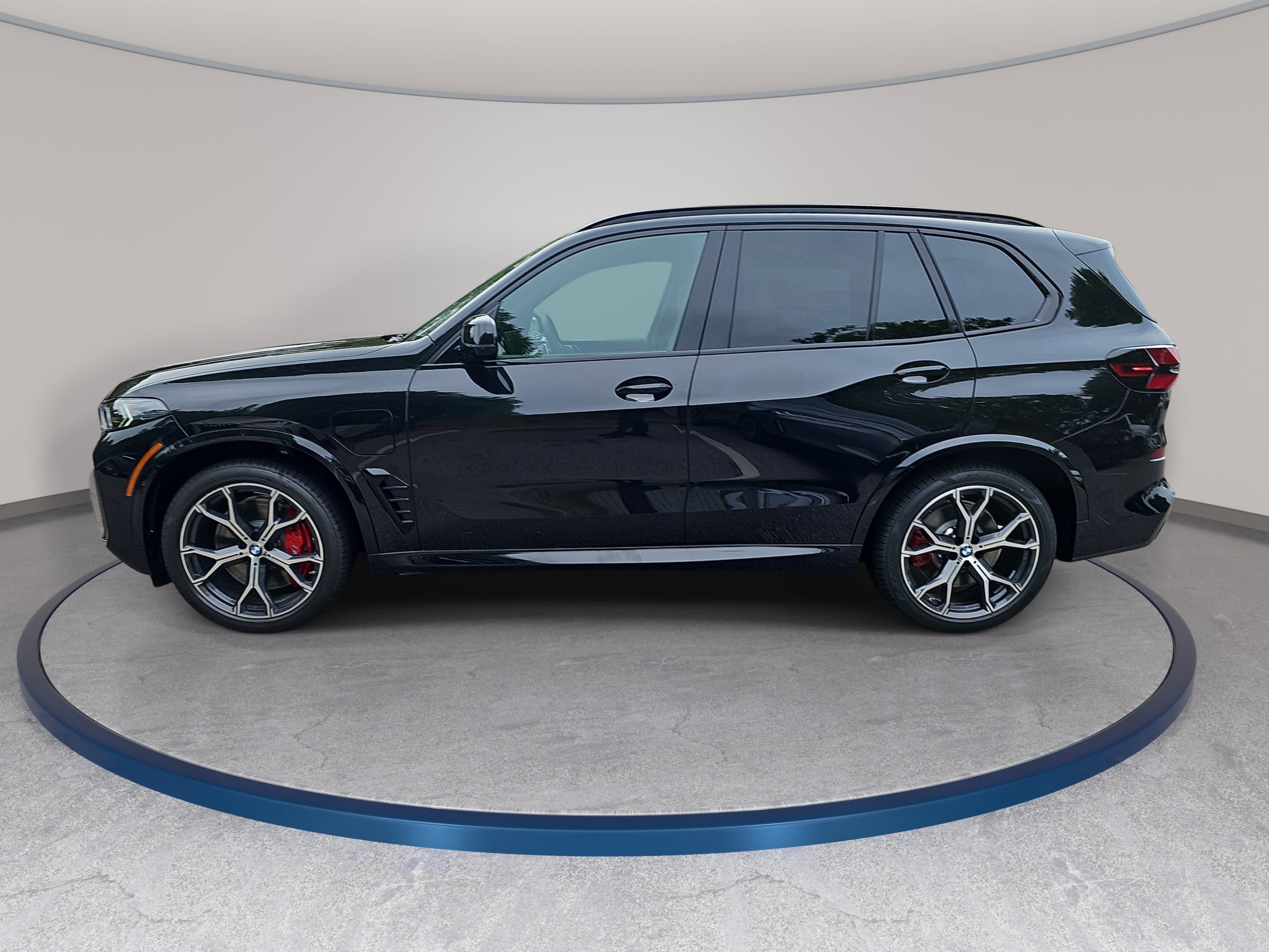 New 2026 BMW X5 xDrive50e w/ Executive Package AWD/4WD image 8