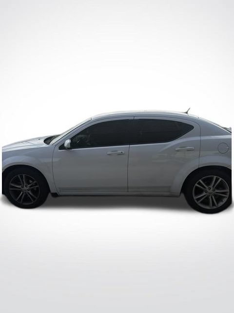 Used 2014 Dodge Avenger SXT w/ Rallye Appearance Group FWD image 10