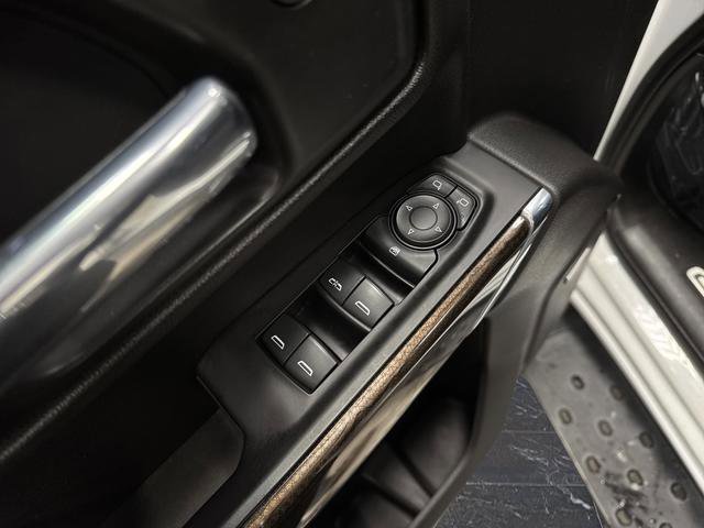 Used 2021 Chevrolet Silverado 1500 LT Trail Boss w/ Convenience Package II image 30