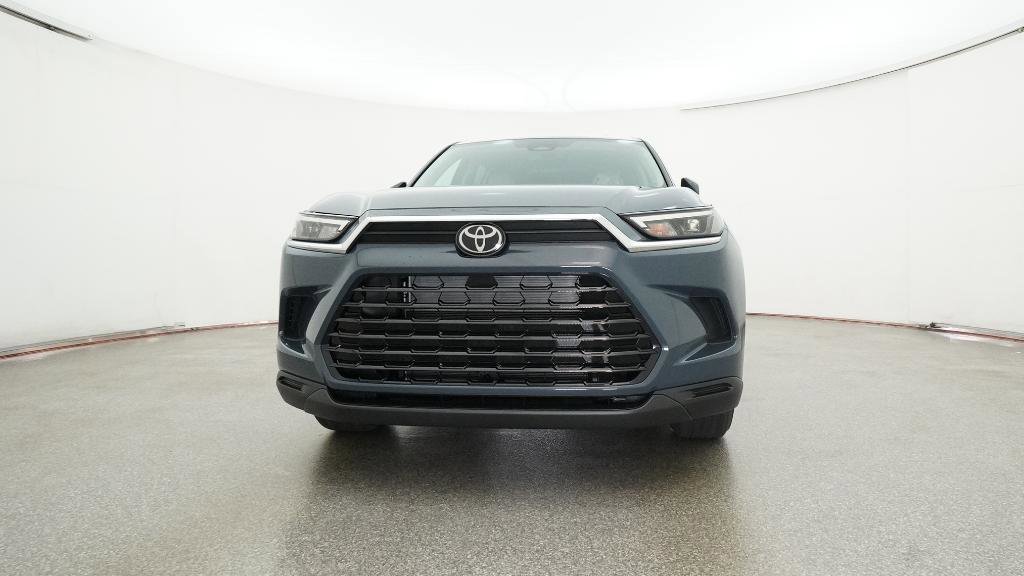 New 2026 Toyota Grand Highlander XLE image 17