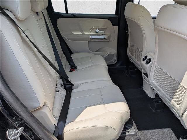Used 2023 Mercedes-Benz GLB 250 4MATIC image 23