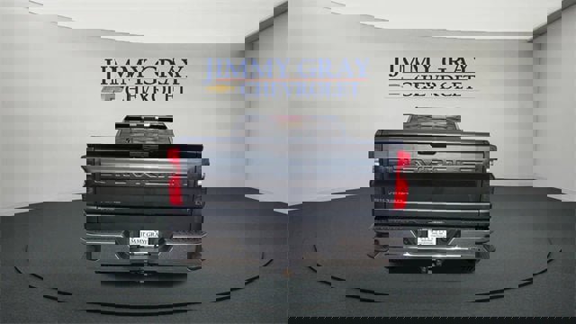 Used 2019 Chevrolet Silverado 1500 LT w/ All-Star Edition image 4