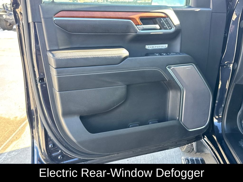 Used 2022 GMC Sierra 1500 Denali w/ Denali Reserve Package image 11