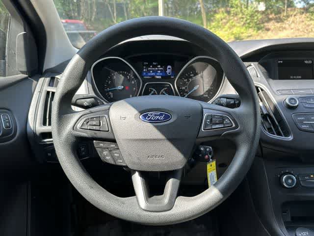 Used 2018 Ford Focus SE FWD image 7