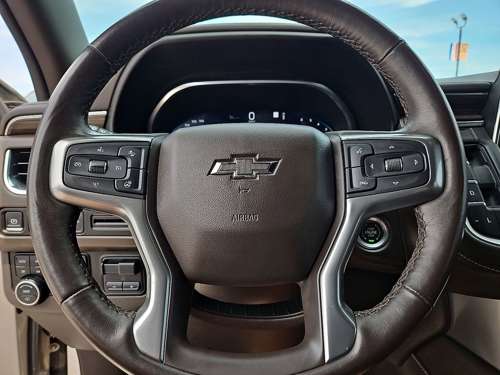 Used 2022 Chevrolet Tahoe Z71 w/ Z71 Off-Road Package AWD/4WD image 30