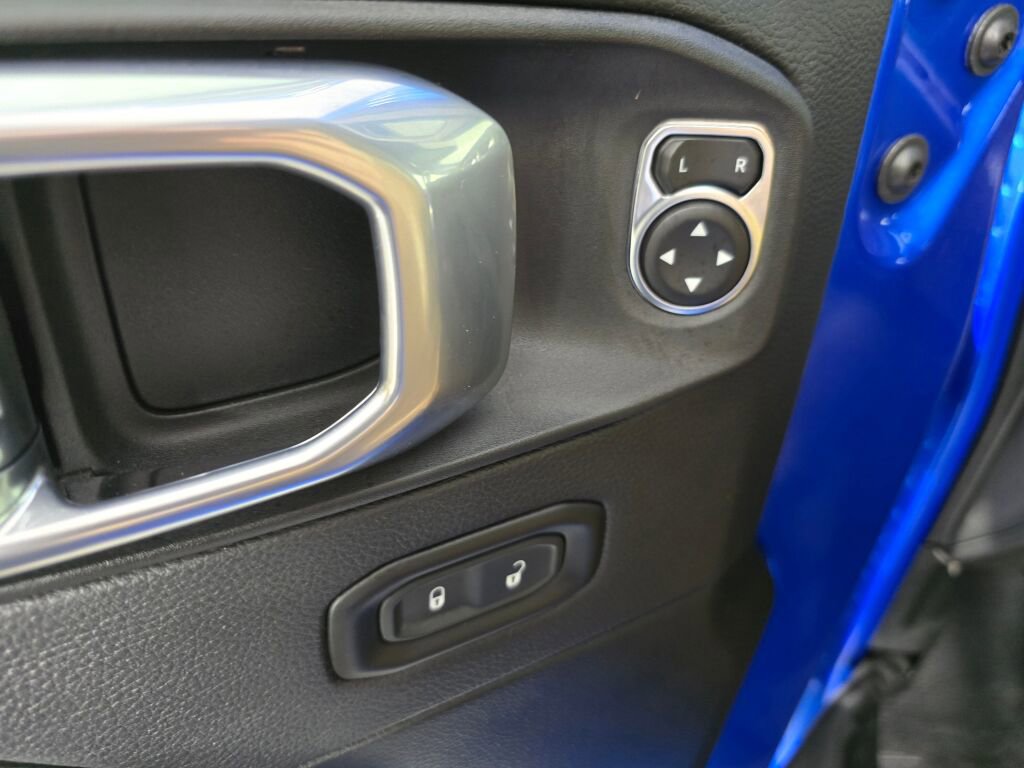 Used 2021 Jeep Wrangler Unlimited Rubicon image 19