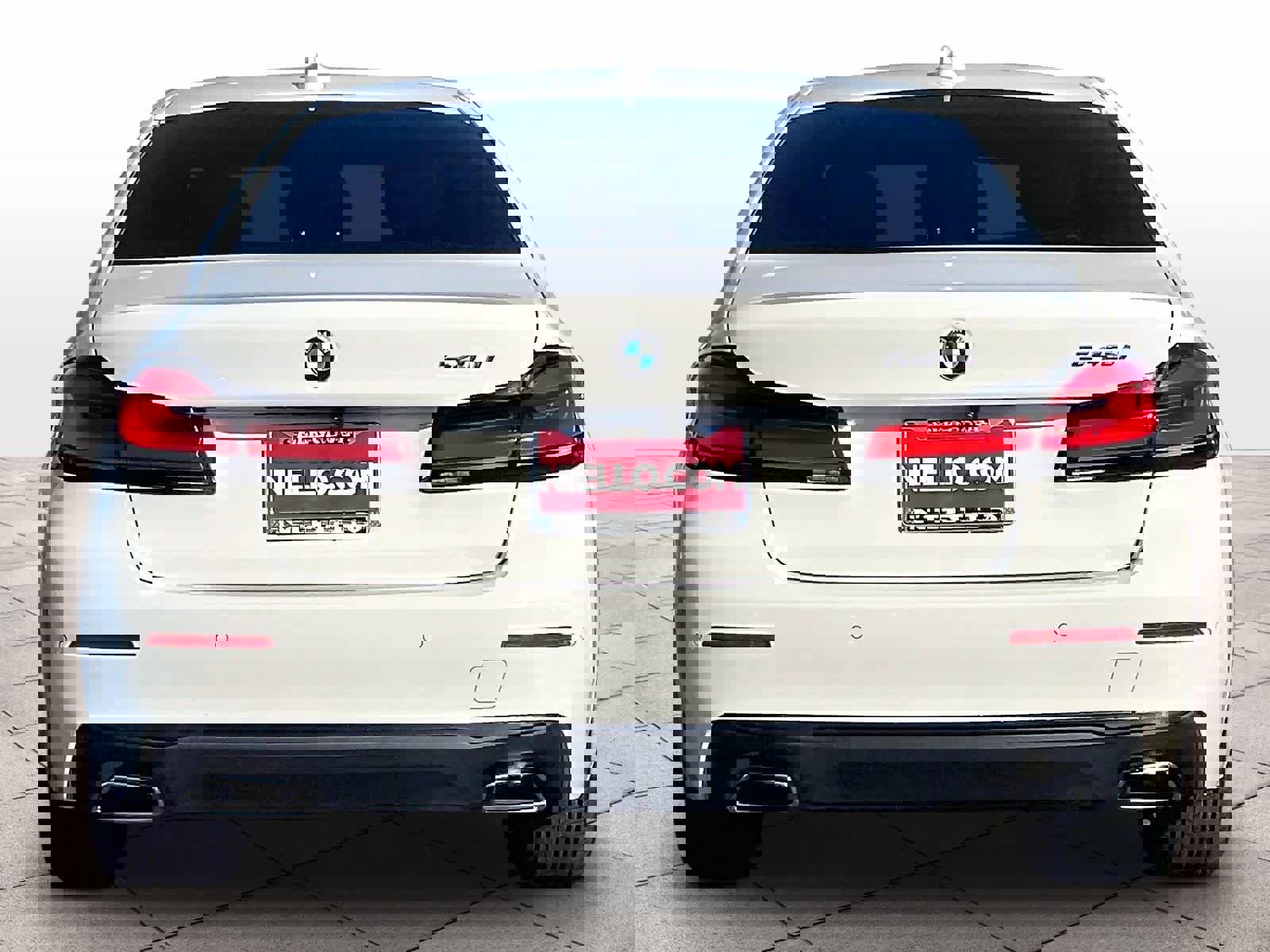 Used 2023 BMW 540i w/ Premium Package image 8