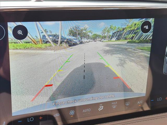 Used 2024 Lincoln Corsair FWD image 14