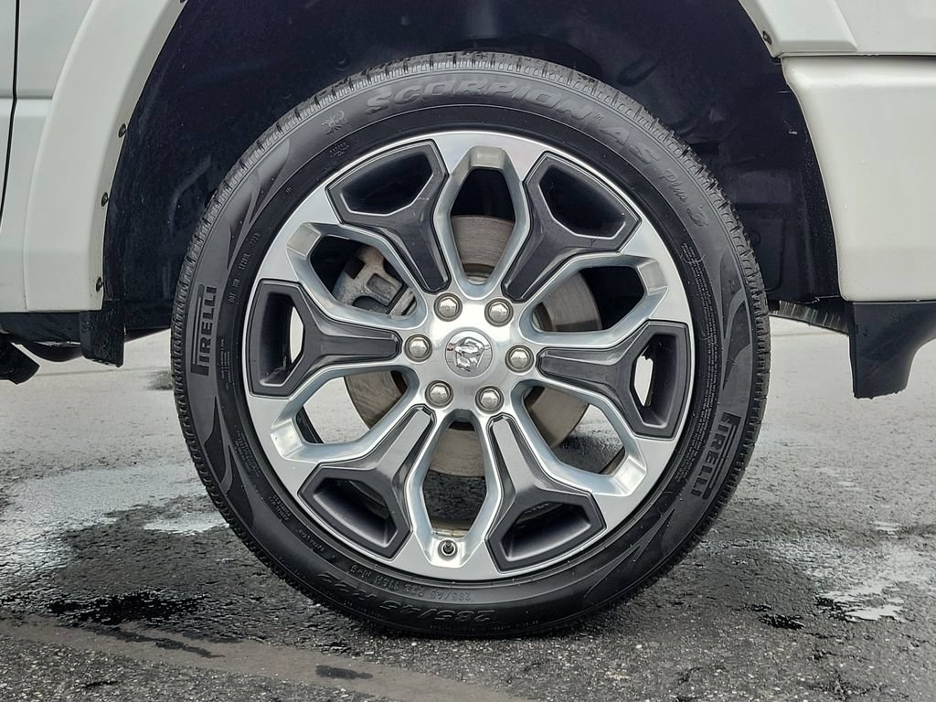 Used 2019 RAM 1500 Limited AWD/4WD image 9