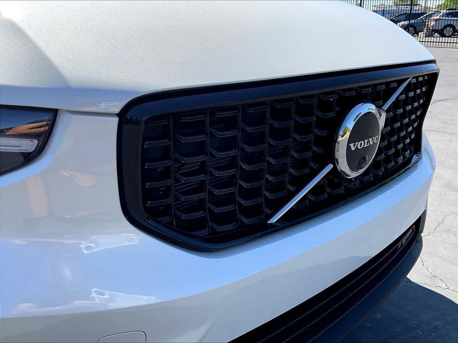 New 2026 Volvo XC40 B5 Ultra w/ Climate Package AWD/4WD image 33