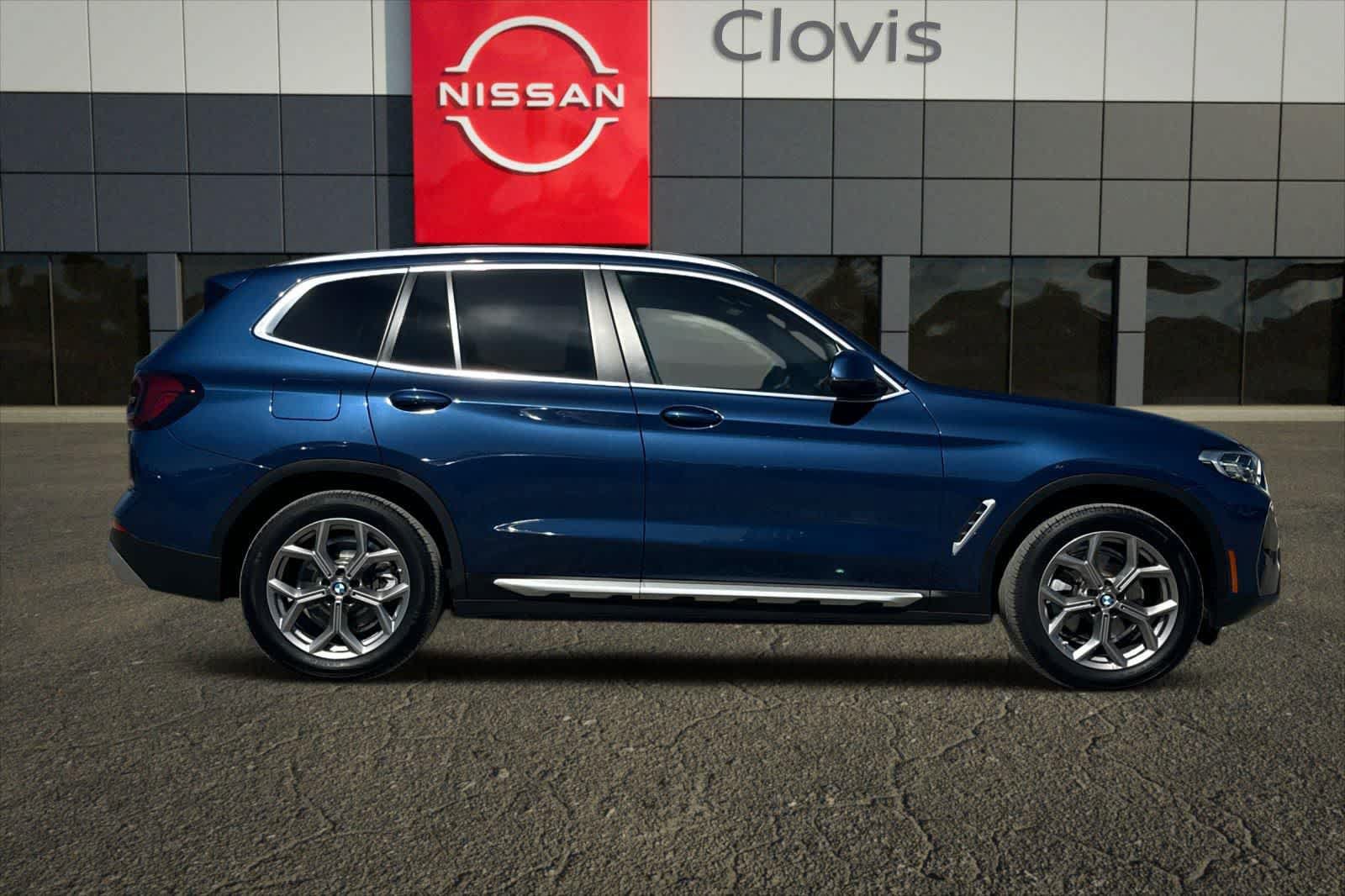 Used 2022 BMW X3 xDrive30i w/ Convenience Package AWD/4WD image 9