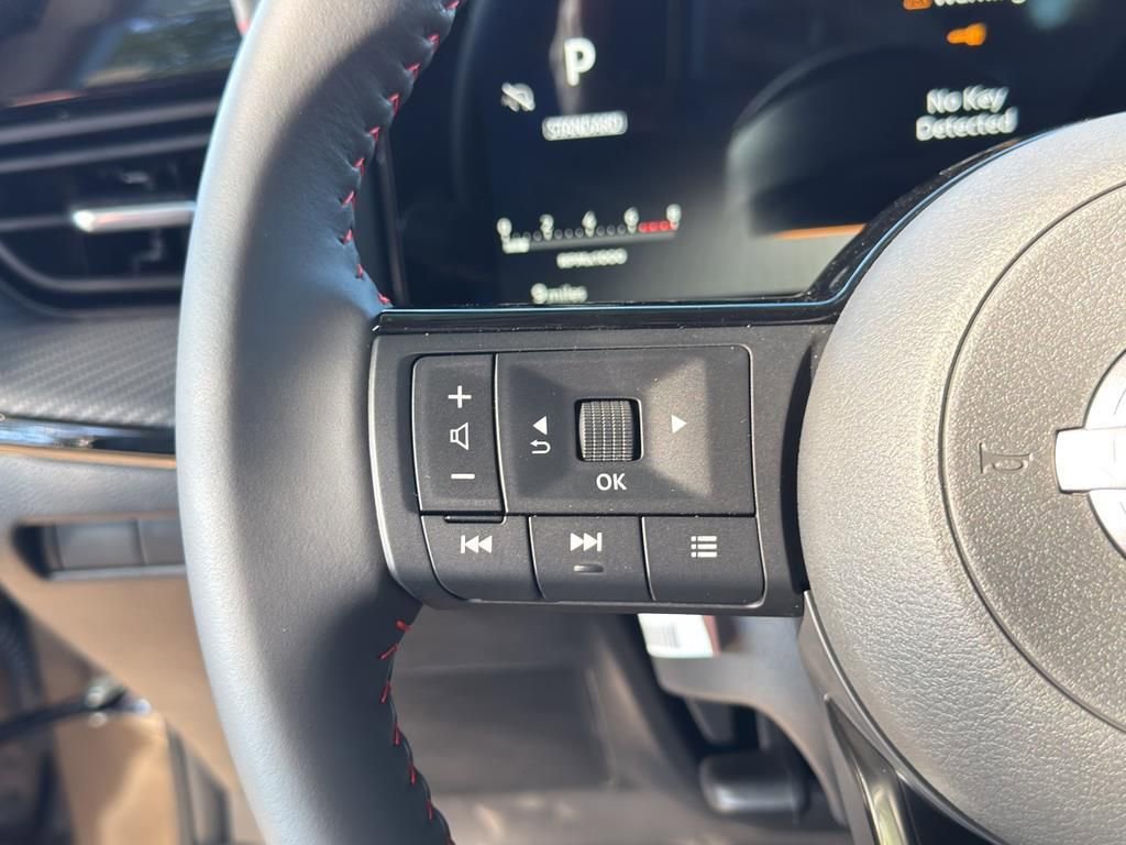 New 2026 Nissan Kicks SR image 19