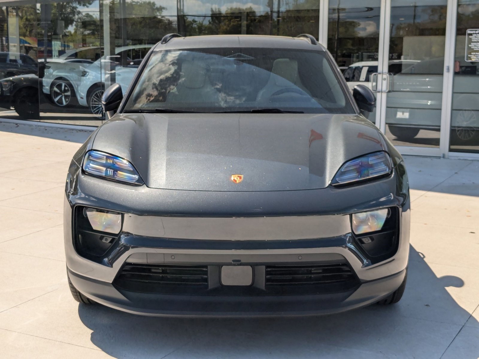 New 2024 Porsche Macan 4 Electric image 6