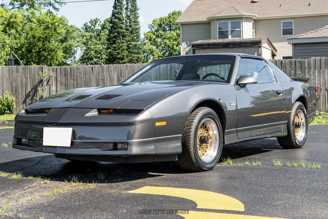 Used 1989 Pontiac Firebird Trans Am RWD image 22