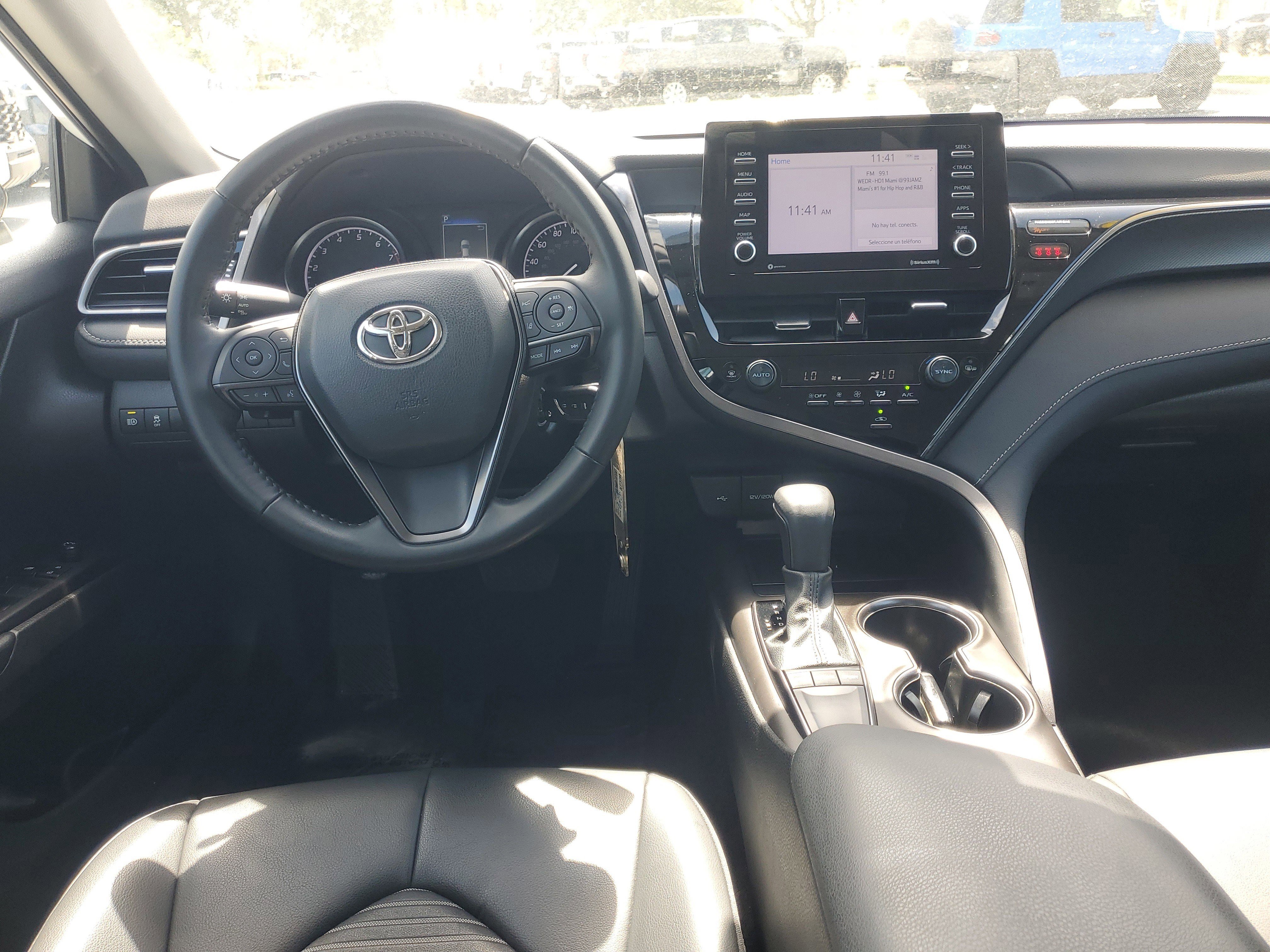 Used 2023 Toyota Camry SE FWD image 10