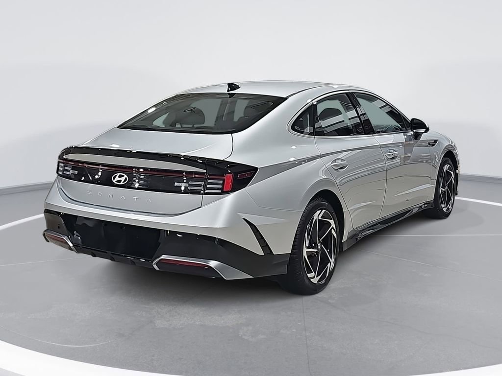 New 2026 Hyundai Sonata SEL FWD image 5