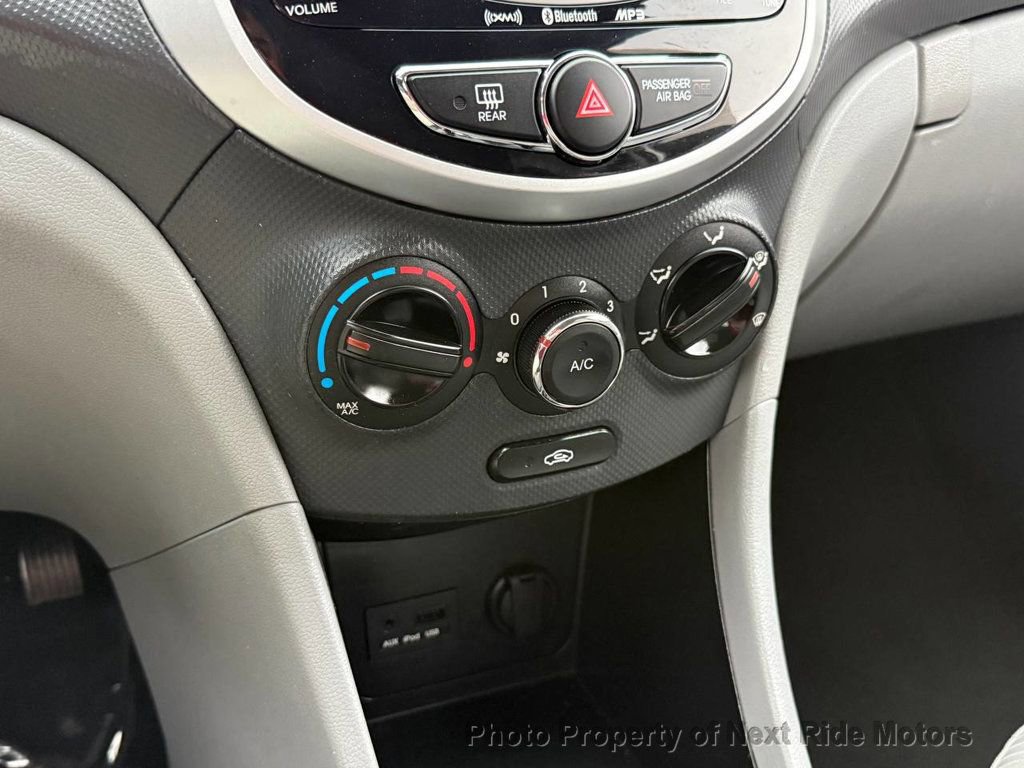 Used 2012 Hyundai Accent GLS w/ Premium Pkg 3 FWD image 20
