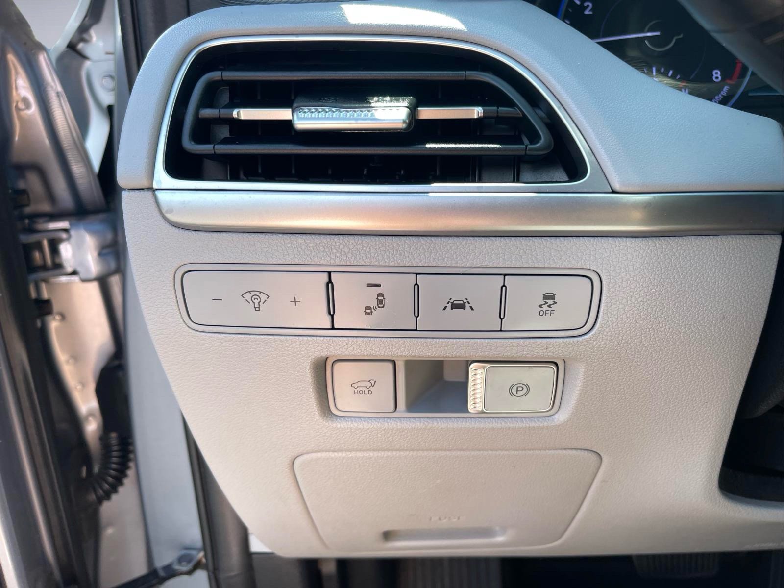 Used 2020 Hyundai Palisade SEL w/ Convenience Package FWD image 24