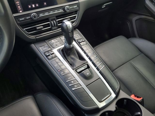 Used 2019 Porsche Macan AWD/4WD image 33