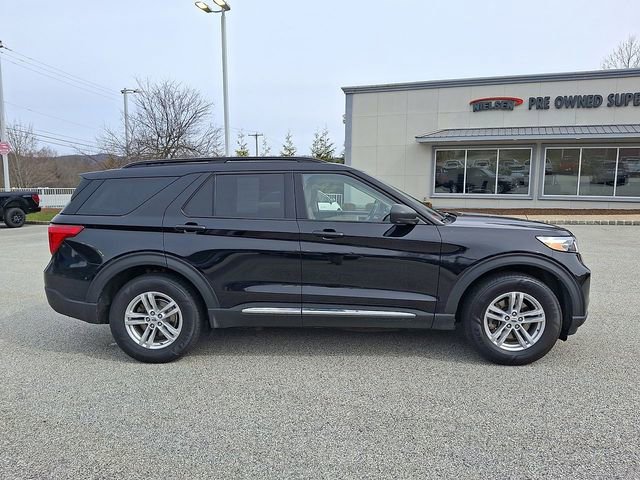 Certified 2021 Ford Explorer XLT w/ Equipment Group 202A image 26