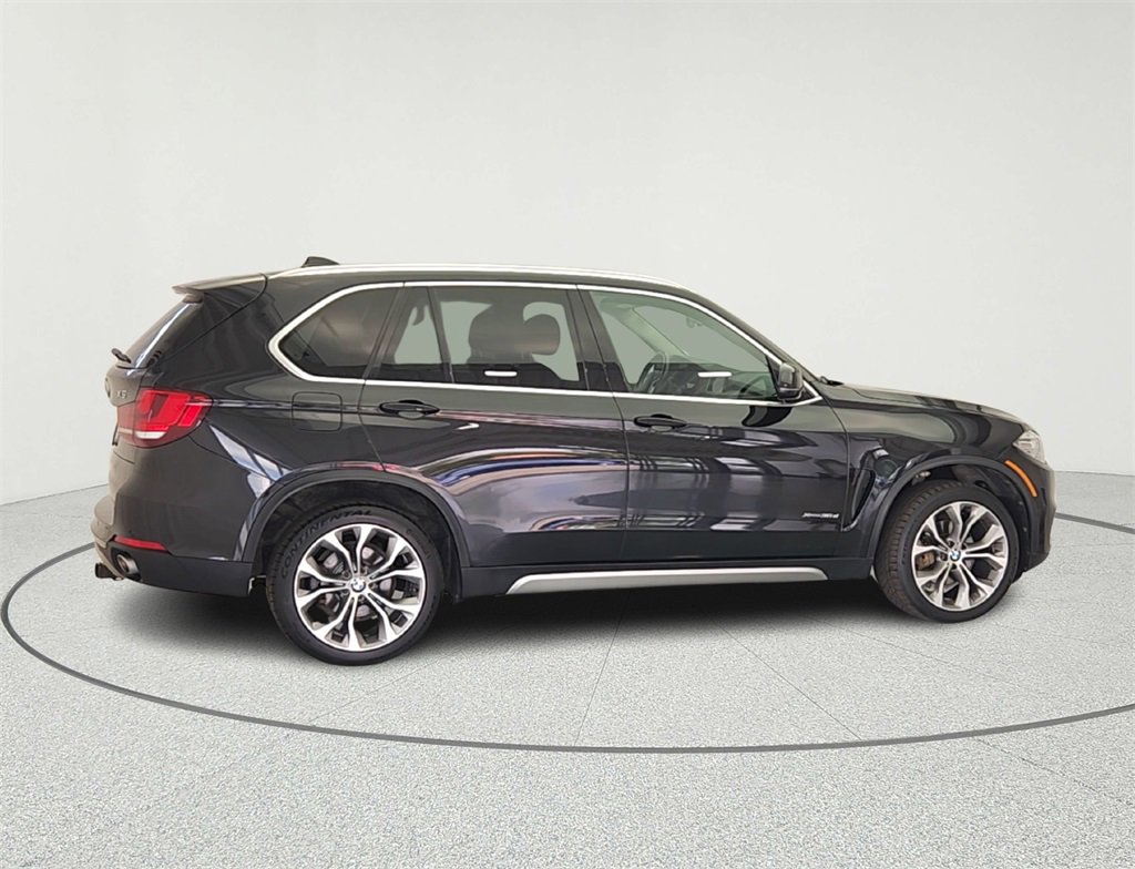 Used 2017 BMW X5 xDrive35d image 8