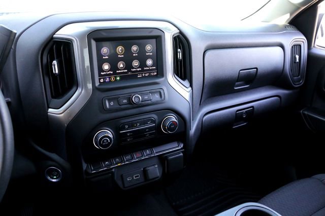 Used 2023 Chevrolet Silverado 1500 Custom image 16