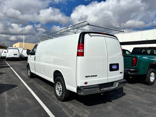 New 2026 GMC Savana 3500 w/ Driver Convenience Package RWD image 5