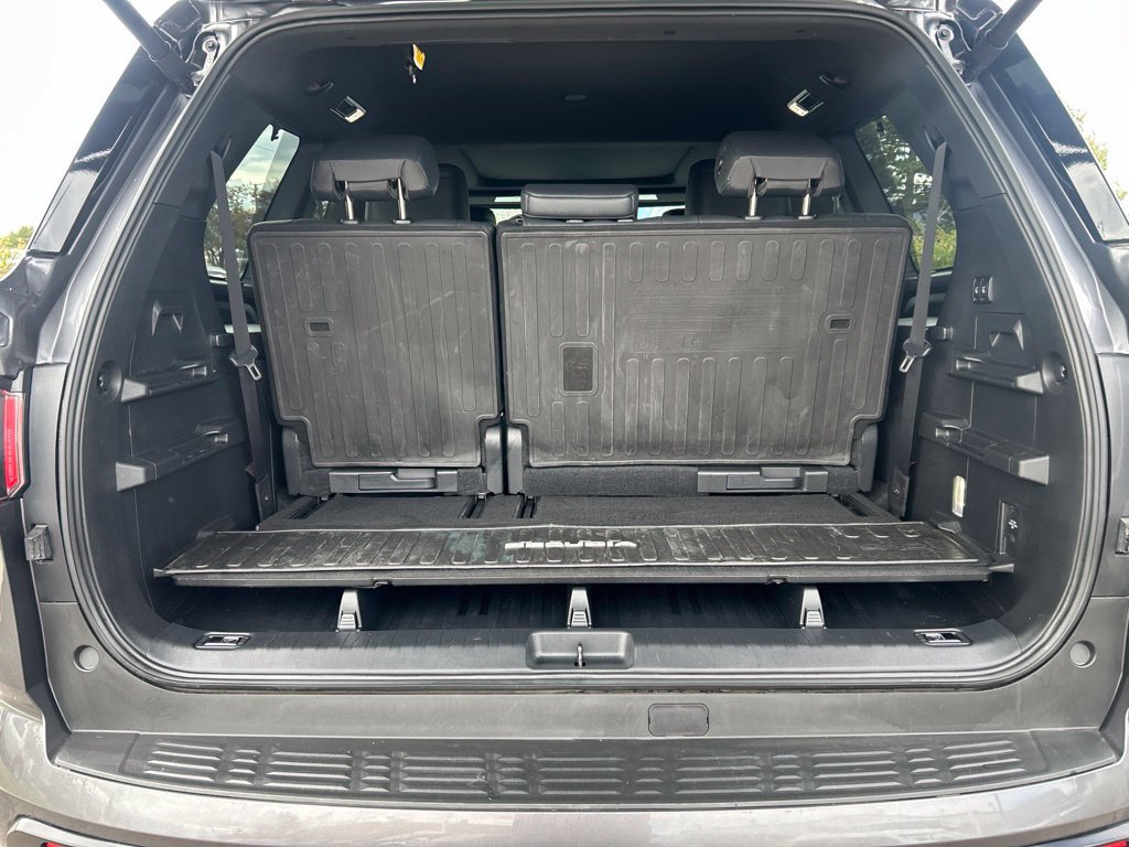 Used 2024 Toyota Sequoia Platinum AWD/4WD image 16