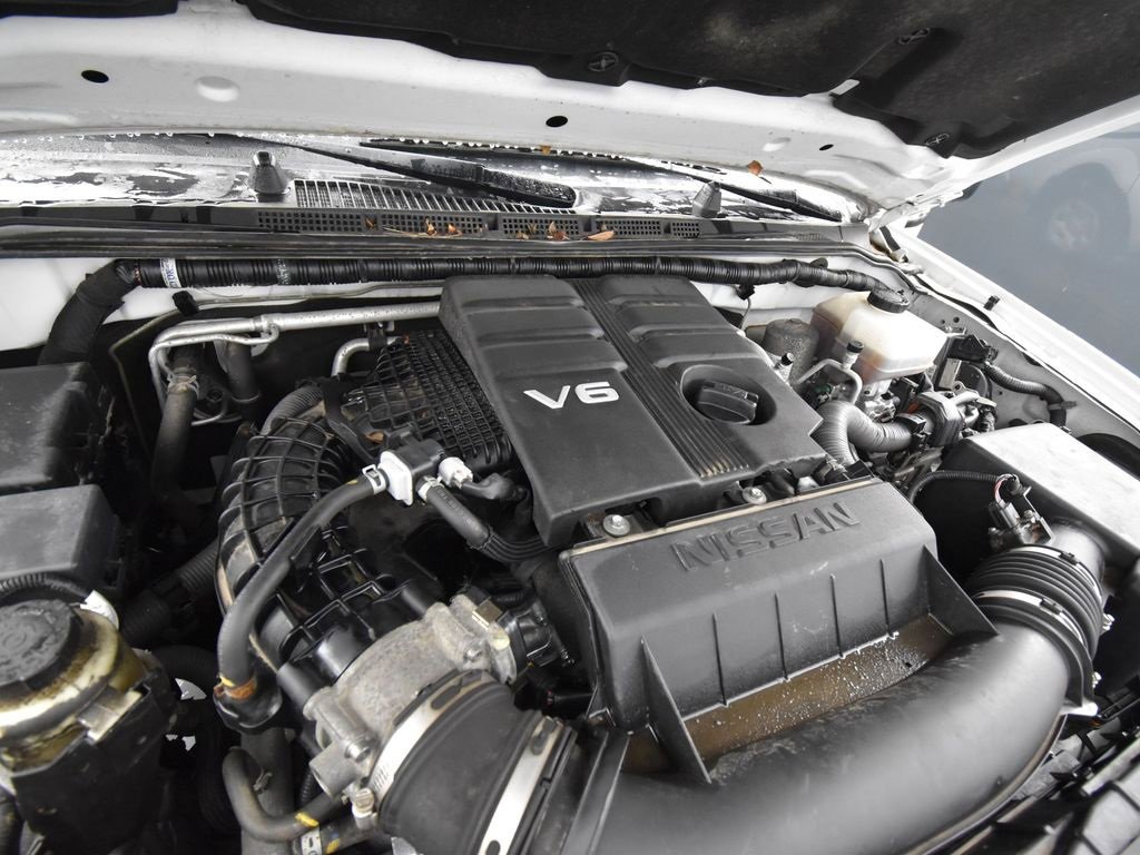 Used 2020 Nissan Frontier S image 15