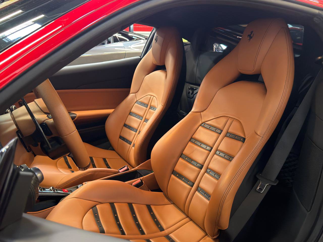 Used 2018 Ferrari 488 GTB RWD image 25