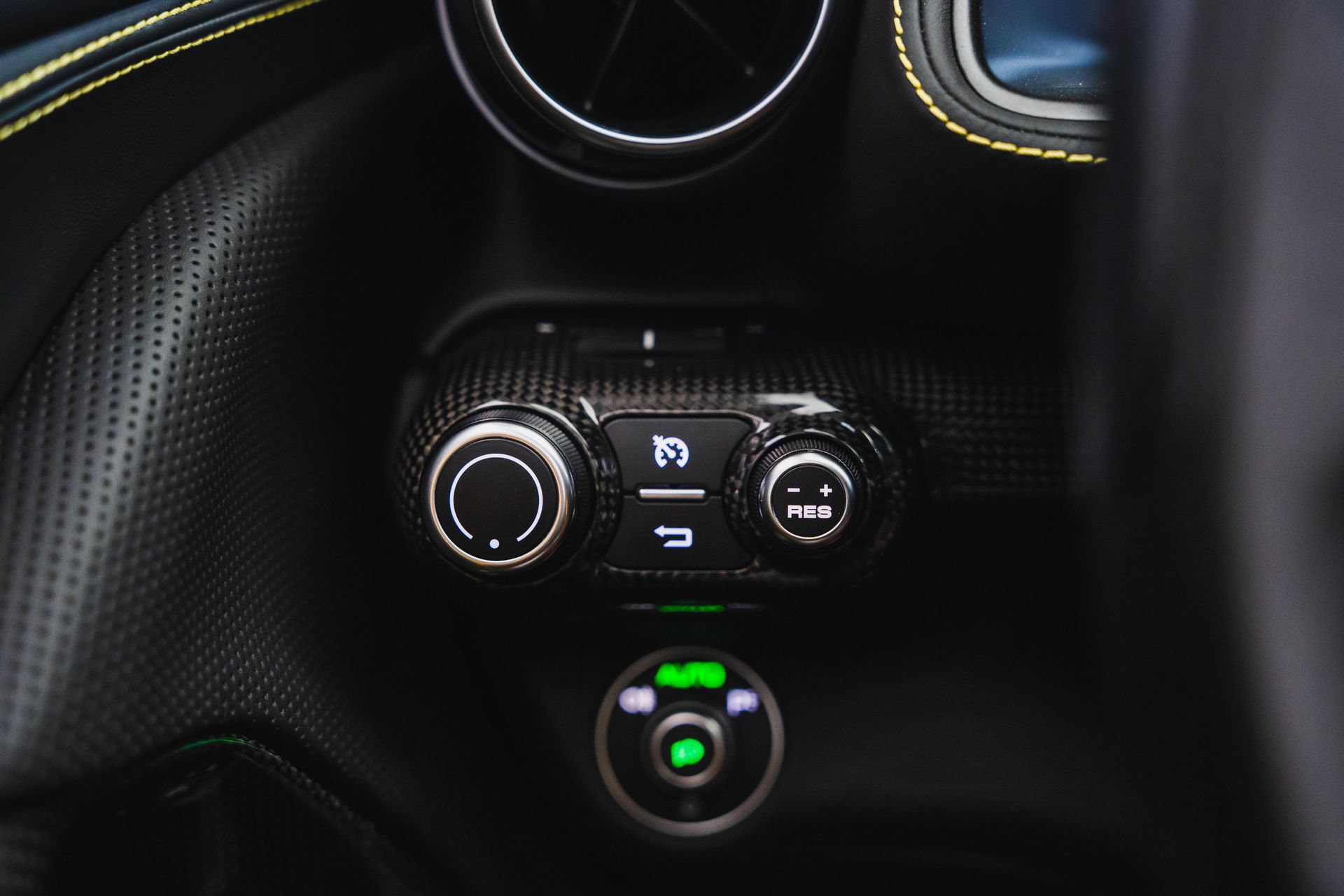 Used 2022 Ferrari 812 GTS RWD image 54