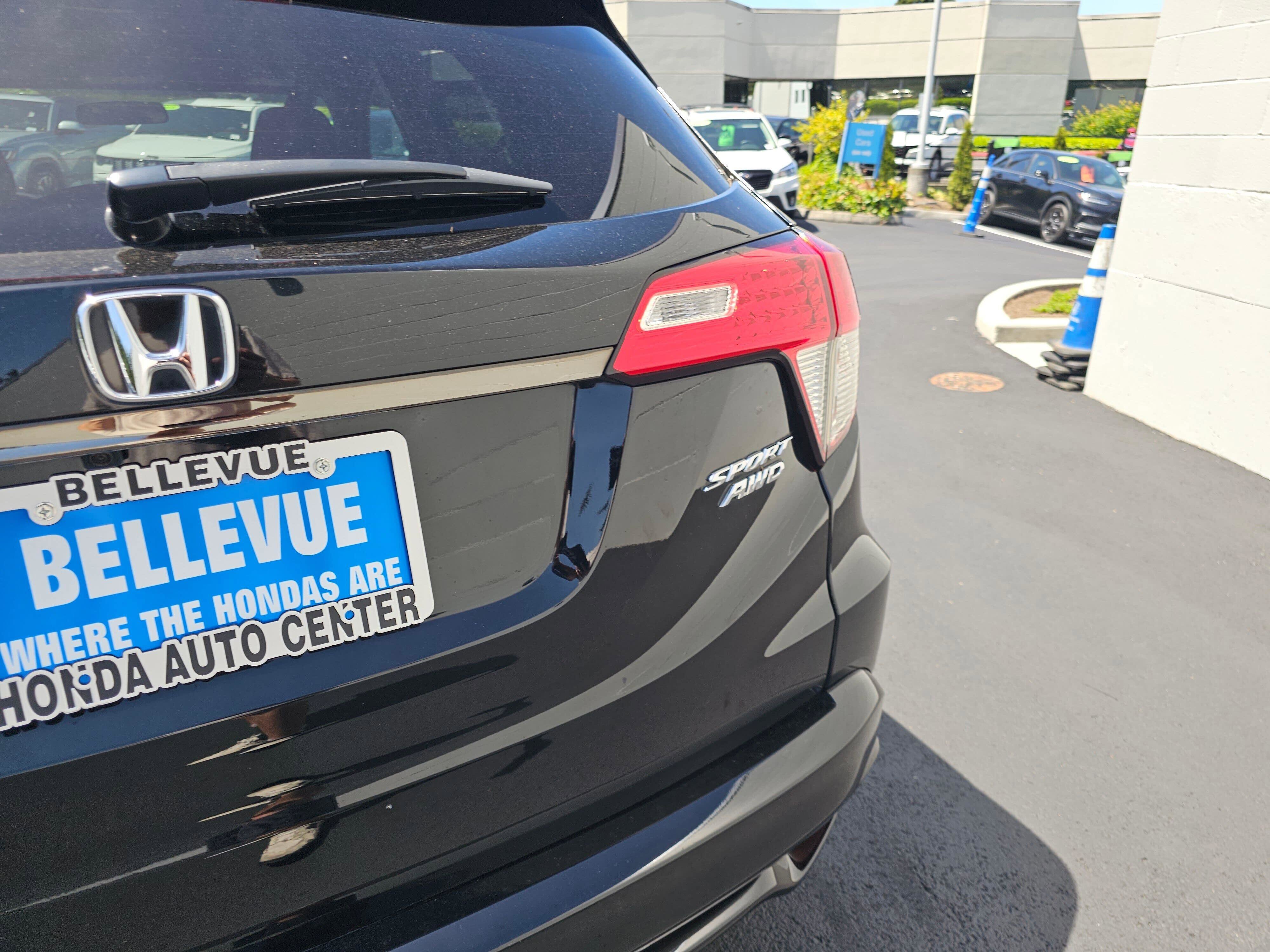 Used 2021 Honda HR-V Sport image 16