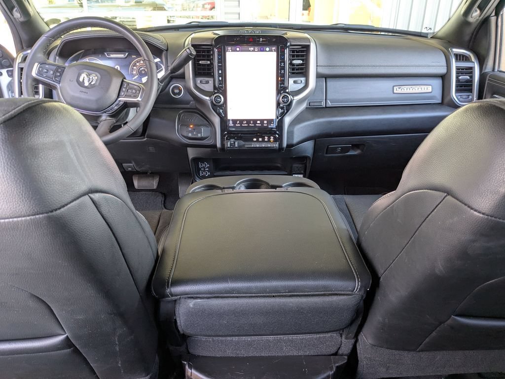 Used 2026 RAM 2500 Laramie AWD/4WD image 4