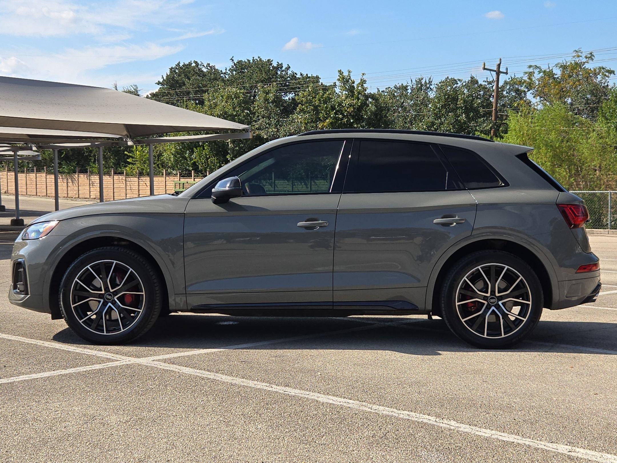 Used 2021 Audi SQ5 Premium Plus w/ Premium Plus Package AWD/4WD image 6