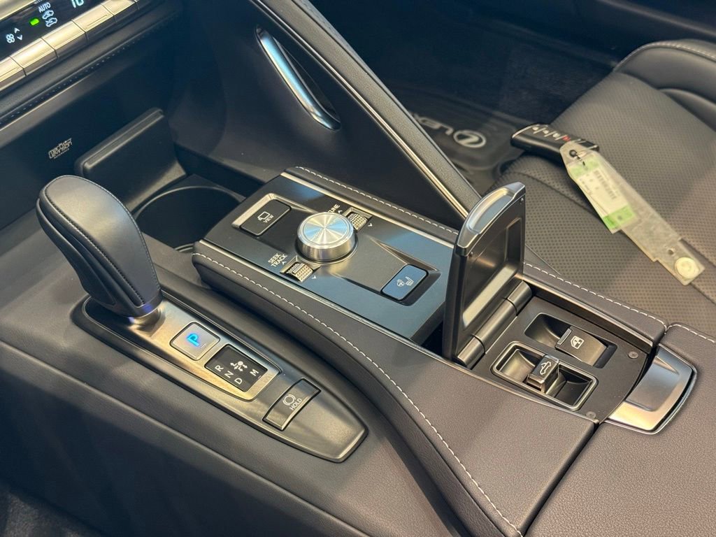 Certified 2024 Lexus LC 500 Convertible image 33