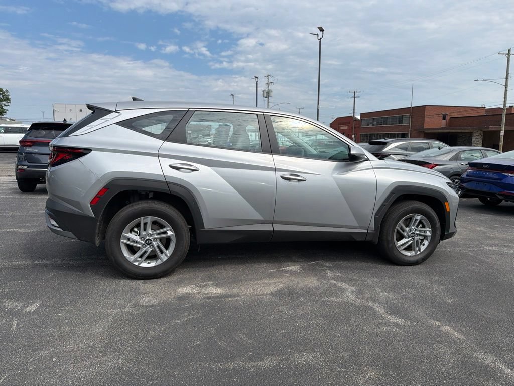 Used 2026 Hyundai Tucson SE AWD/4WD image 8