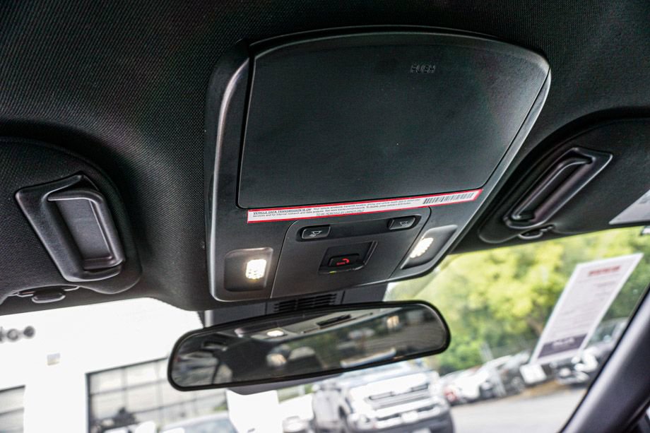 Used 2025 Toyota Camry SE image 29